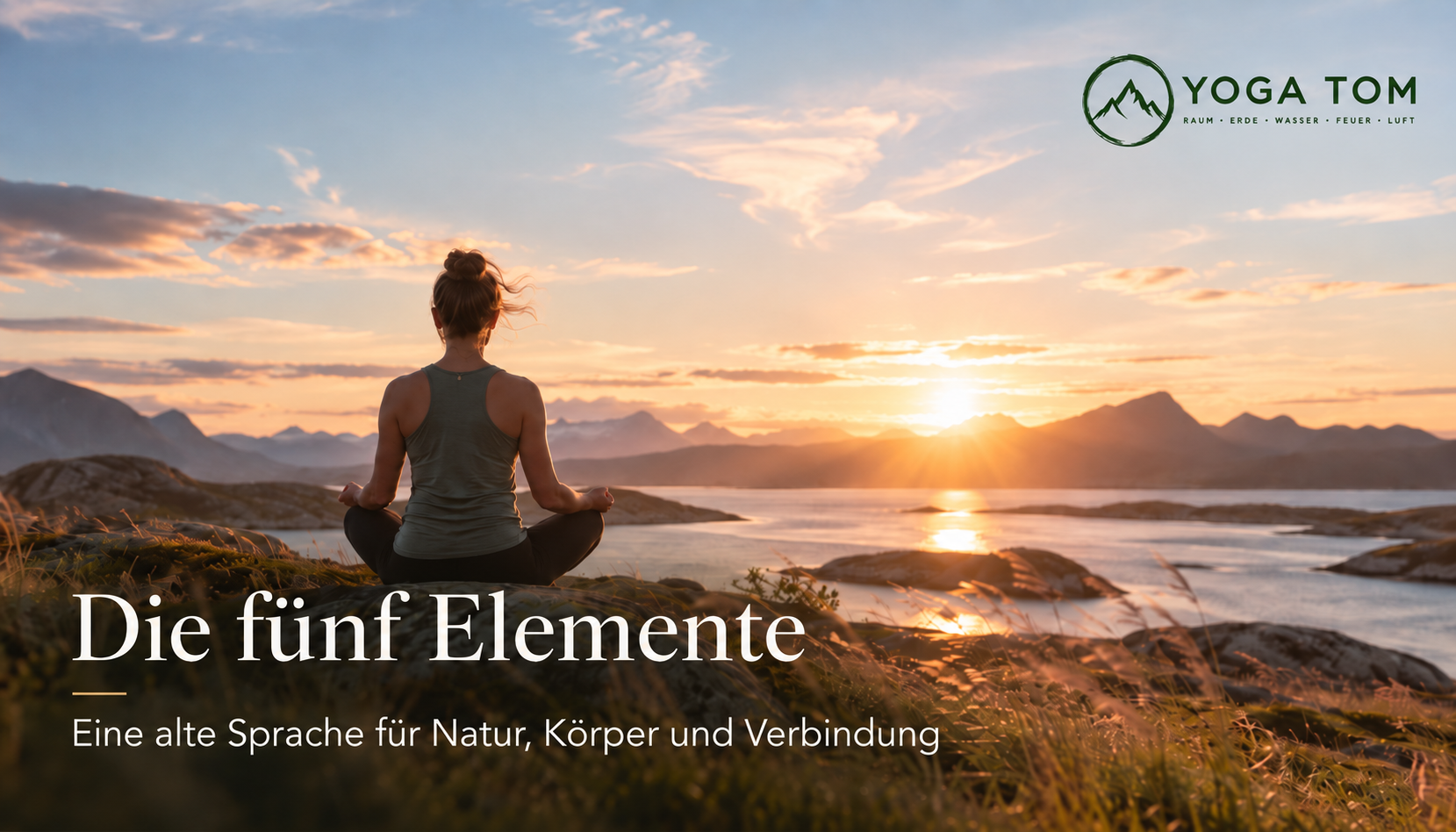 Meditation bei Sonnenuntergang am Wasser